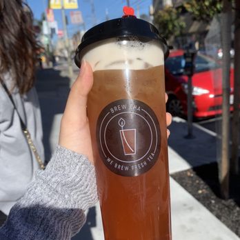 Brew Cha - Cold Pomegranate Strawberry Black Tea - Bubble Tea Near Me - San Francisco, California