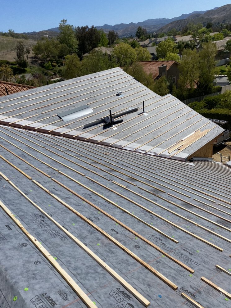 Slide of Villa’s Roofing