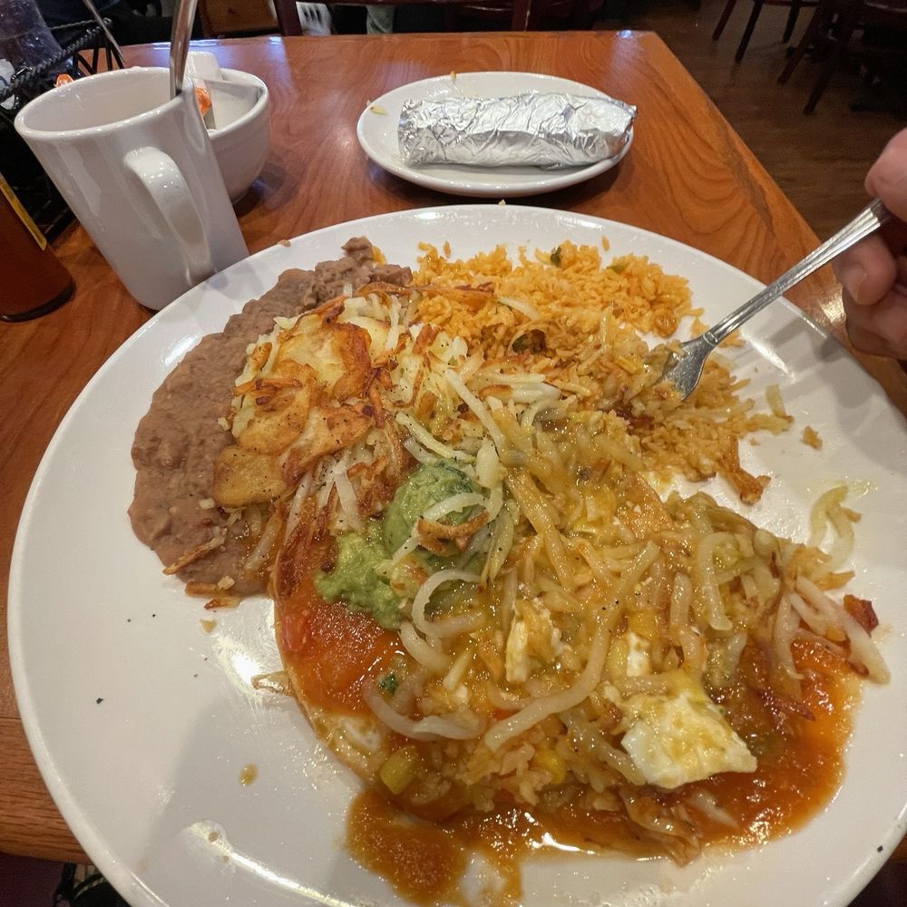 Broken Yolk Cafe - Breakfast & Brunch Near Me - Mesa, Arizona Broken Yolk Cafe - Breakfast & Brunch Near Me - Mesa, Arizona