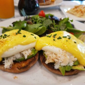 Salt & Pepper - Crab meat Benedicts were amazing. That hollandaise sauce on top was perfect. - American Near Me - Tiburon, California Salt & Pepper - Crab meat Benedicts were amazing. That hollandaise sauce on top was perfect. - American Near Me - Tiburon, California