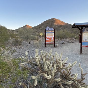 Desert Vista Trail Head - Hiking Near Me - Phoenix, Arizona