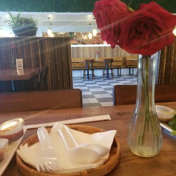 Le Pho House - Fresh roses on each table. Cute decor. - Vietnamese Near Me - Weslaco, Texas Le Pho House - Fresh roses on each table. Cute decor. - Vietnamese Near Me - Weslaco, Texas