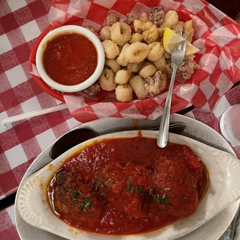 Kinchley's Tavern - Meat Balls and Fried Calamari - Pizza Near Me - Ramsey, New Jersey Kinchley's Tavern - Meat Balls and Fried Calamari - Pizza Near Me - Ramsey, New Jersey