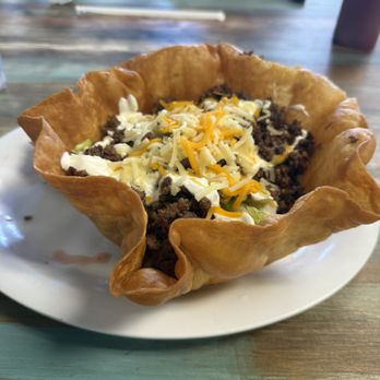 Bubba Jacks - Taco salad that got me sick! - Breakfast & Brunch Near Me - Freeport, Florida