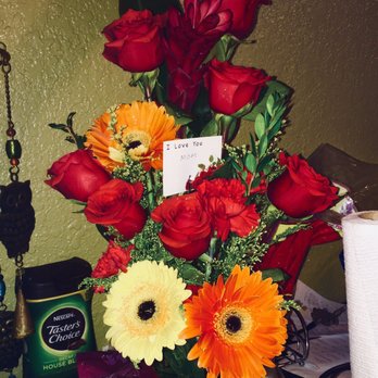 Licha's Flower Shop - Florists Near Me - Los Angeles, California