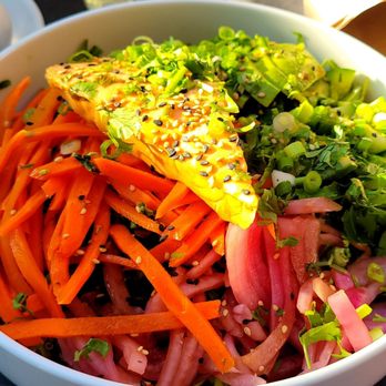 Caffe Central - The Kings Bowl with salmon - Coffee & Tea Near Me - Burlingame, California