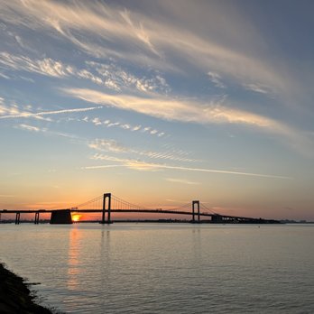 Little Bay Park - Parks Near Me - Bayside, New York