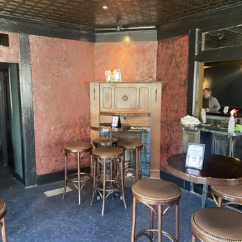 The Quarter - More inside seating - Bars Near Me - Indianapolis, Indiana