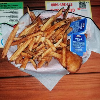 Foster's Grille - Burgers Near Me - Haymarket, Virginia Foster's Grille - Burgers Near Me - Haymarket, Virginia