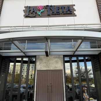 La Neta Cocina y Lounge - Gorgeous entrance - New Mexican Cuisine Near Me - Las Vegas, Nevada La Neta Cocina y Lounge - Gorgeous entrance - New Mexican Cuisine Near Me - Las Vegas, Nevada