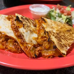 El Valle Restaurant - Tinga ( spicy shredded chicken) quesadilla