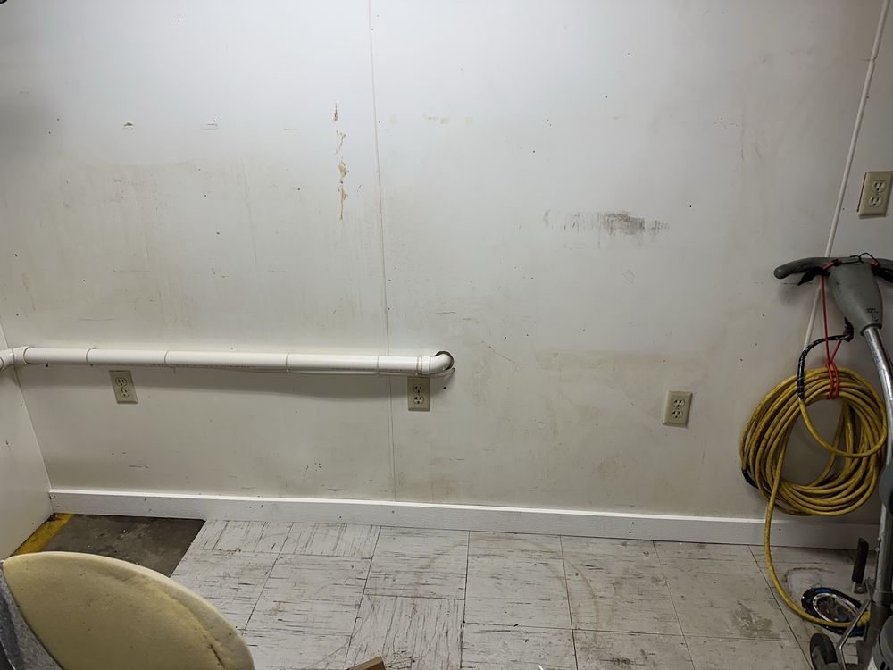 Slide of Echo Facility Solutions