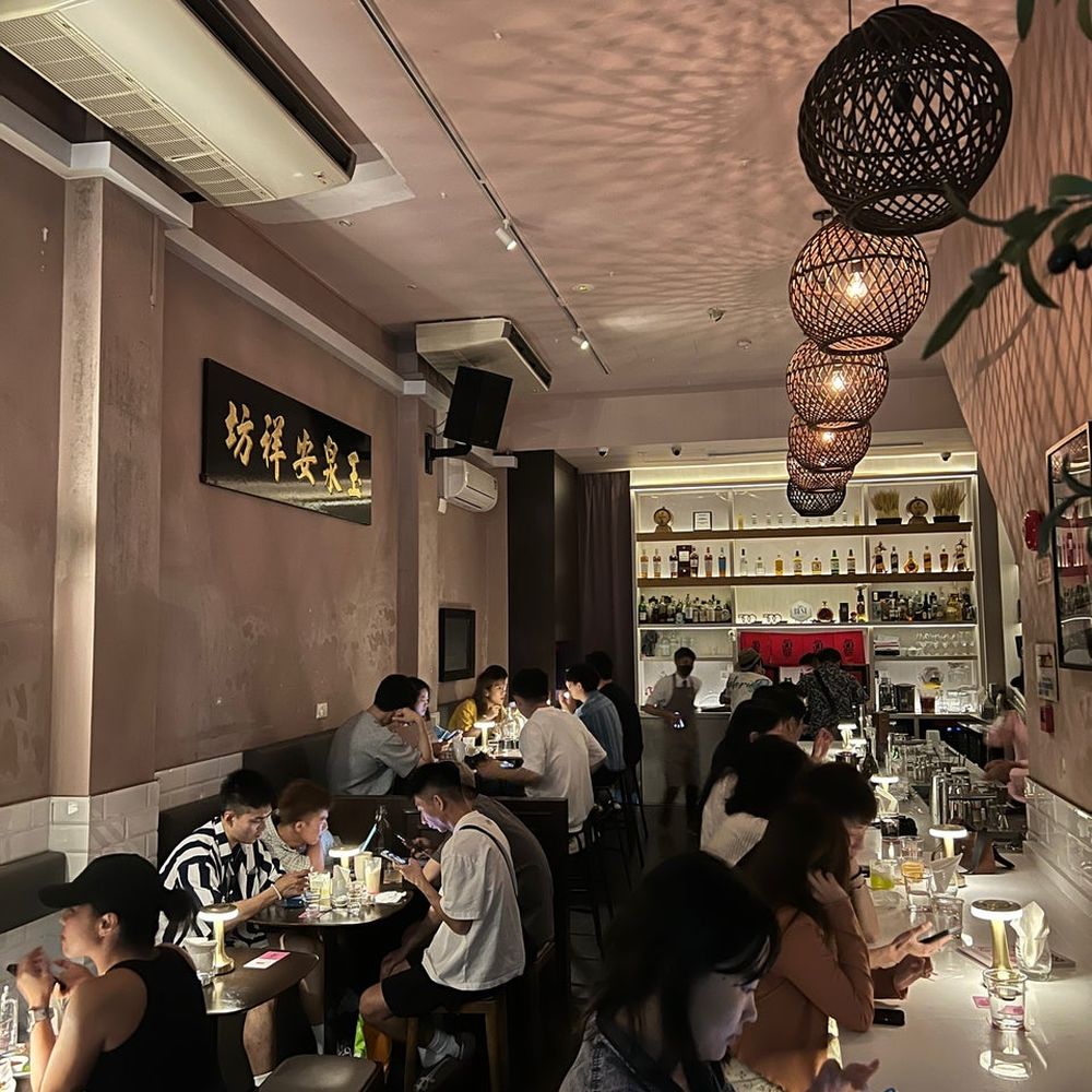 The Best 10 Cocktail Bars near Bugis Junction in Singapore - Yelp