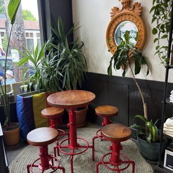 Sterling Coffee Roasters - Decorative table - Coffee Roasteries Near Me - Portland, Oregon Sterling Coffee Roasters - Decorative table - Coffee Roasteries Near Me - Portland, Oregon