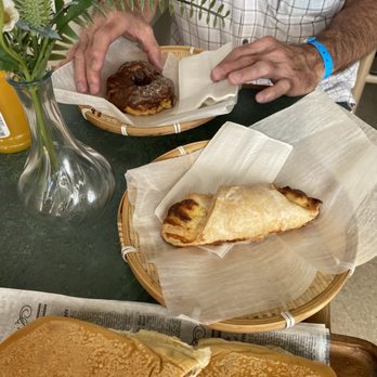 Amor + Harina - Breakfast sandwich and pastries - Sandwiches Near Me - Río Grande, Puerto Rico