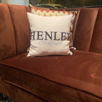Henley on Grace - American Near Me - Richmond, Virginia