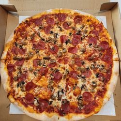 Hammer's NY Pizza - Pepperoni, sausage and mushroom