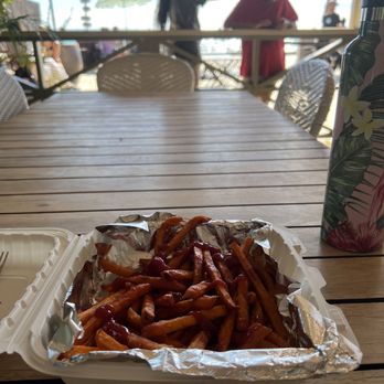 Barefoot Beach Cafe - Sweet potato fries drenched in Tabasco, Sriracha, and ketchup - Breakfast & Brunch Near Me - Honolulu, Hawaii