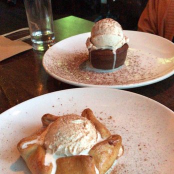 Bea - Apple pie, chocolate lava cake - Cocktail Bars Near Me - New York, New York Bea - Apple pie, chocolate lava cake - Cocktail Bars Near Me - New York, New York