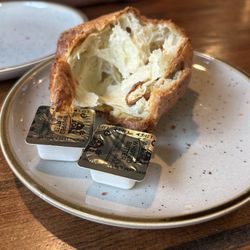 Kennedy's Pub Inc - Lovely popover!