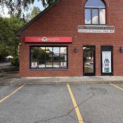 Giorgios pizza place