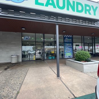 LaunDream Laundry - Outside - Laundromat Near Me - Placentia, California