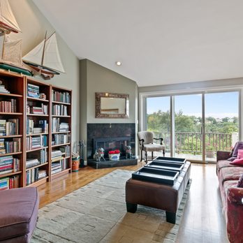 Fitkova Realty Group - Unit in The Fairways in the Village of Chestnut Hill - Real Estate Agents Near Me - Brookline, Massachusetts Fitkova Realty Group - Unit in The Fairways in the Village of Chestnut Hill - Real Estate Agents Near Me - Brookline, Massachusetts