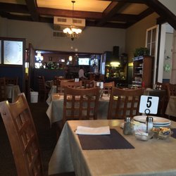 Schaumburg Dinner Club - Looking toward bar