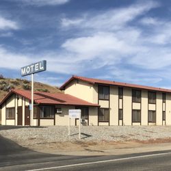 Golden Hills Motel