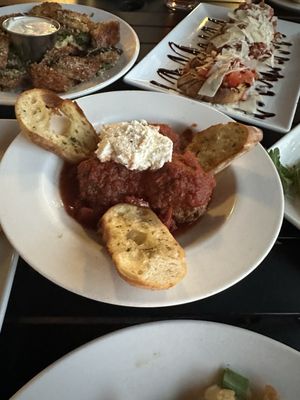 Travinia Italian Kitchen & Wine Bar by null