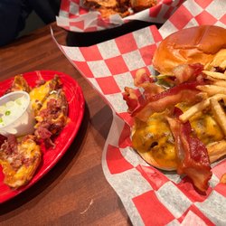 Top Dawg Tavern - Village at Sandhills - Tried the Loaded Potato Skins and they were amazing !