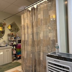 Color Nails - Private wax area