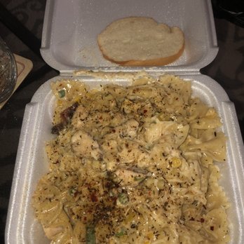 Trap Fusion - Jerk Chicken Alfredo Pasta - Southern Near Me - Memphis, Tennessee Trap Fusion - Jerk Chicken Alfredo Pasta - Southern Near Me - Memphis, Tennessee