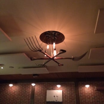 Fable Kitchen - Canadian (New) Near Me - Vancouver, British Columbia