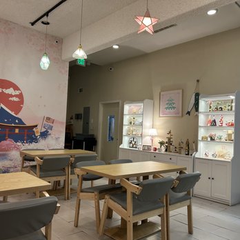 Hanami - cute interior - Ramen Near Me - San Leandro, California