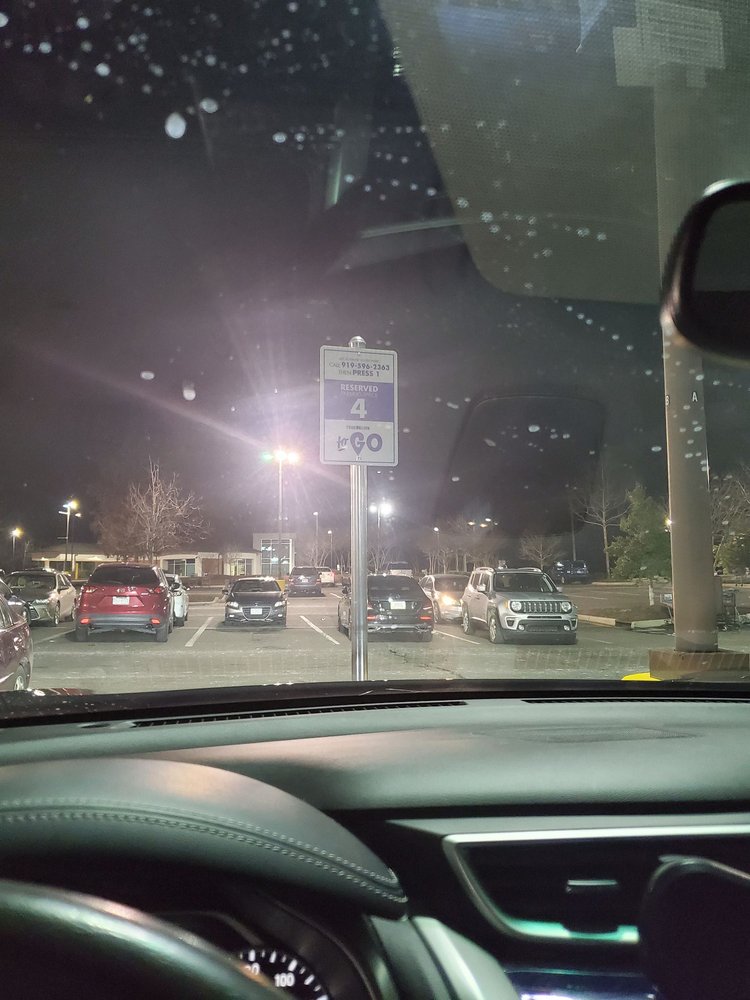 FOOD LION Updated September 2024 13 Photos & 10 Reviews 121