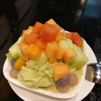 Cafe O'Dessert - Matcha and mango snow with mochi and fresh fruits - Desserts Near Me - Seattle, Washington Cafe O'Dessert - Matcha and mango snow with mochi and fresh fruits - Desserts Near Me - Seattle, Washington