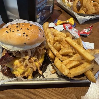 LA BIRRA BAR - Updated January 2026 - 154 Photos & 100 Reviews - 2031 E