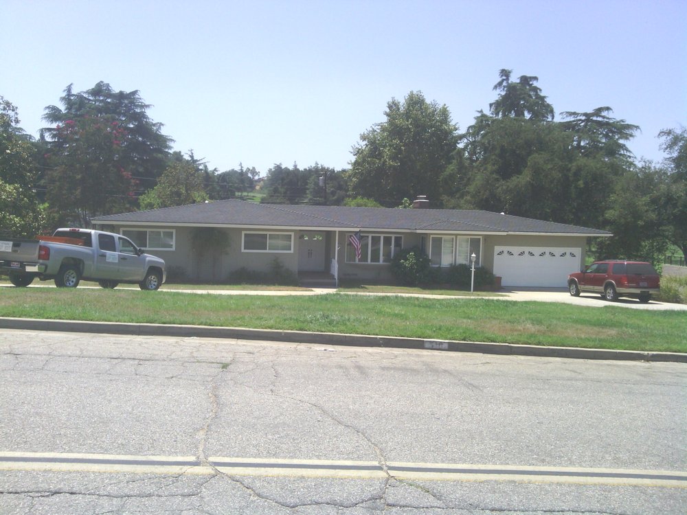 Slide of A E Roofing