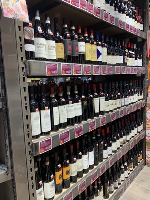 Plum Market – Ally Detroit Center by null