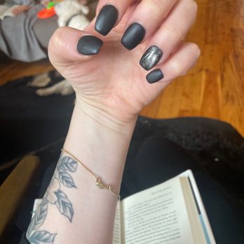 R&R Nail Spa - A perfect almond shape, black matte, with cat eye accent!! - Nail Salons Near Me - Chehalis, Washington R&R Nail Spa - A perfect almond shape, black matte, with cat eye accent!! - Nail Salons Near Me - Chehalis, Washington