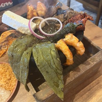 Rosa Madera - Molcajete - Mexican Near Me - Sacramento, California Rosa Madera - Molcajete - Mexican Near Me - Sacramento, California