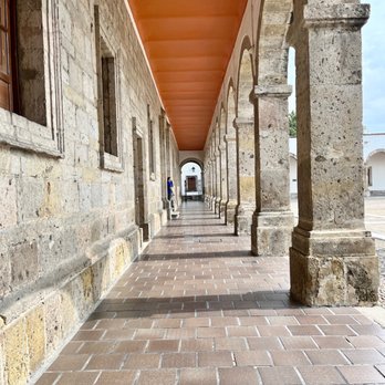Instituto Cultural Cabañas - Landmarks & Historical Buildings Near Me - Guadalajara, JAL