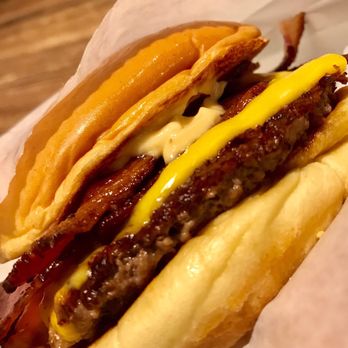 Shake Shack Darien - Burgers Near Me - Darien, Connecticut Shake Shack Darien - Burgers Near Me - Darien, Connecticut