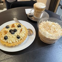 Le Sweet, Gluten Free, Sugar Free & Keto, Pastelería Consciente - Lemon Tarte ohne Zucker und Weizenmehl sowie ein Mega leckeres Keto Dessert