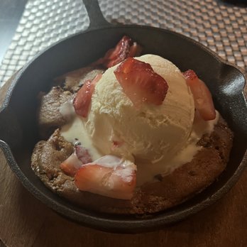 401 Prime - Cookie dessert - Steakhouses Near Me - Lancaster, Pennsylvania