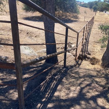 Ferris Fencing - Fences & Gates Near Me Ferris Fencing - Fences & Gates Near Me