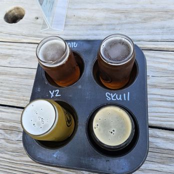 Somewhere in Particular Brewing - Beer flight - Brewpubs Near Me - Columbus, Ohio