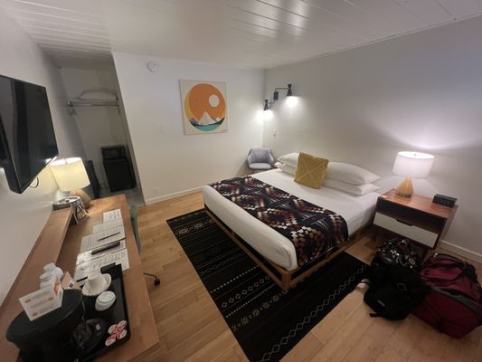 The Monarch Motel by null