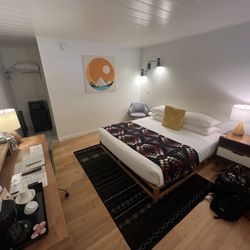 Monarch Motel